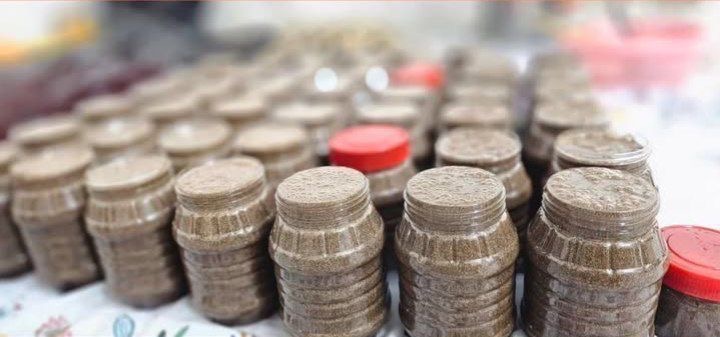 معجون گیاهی کلحر پاکستانی ترکیب ۱۶ گیاه و 50گرم ژل رویال برای افزایش وزن سالم و عضلهسازی/یک کیلو